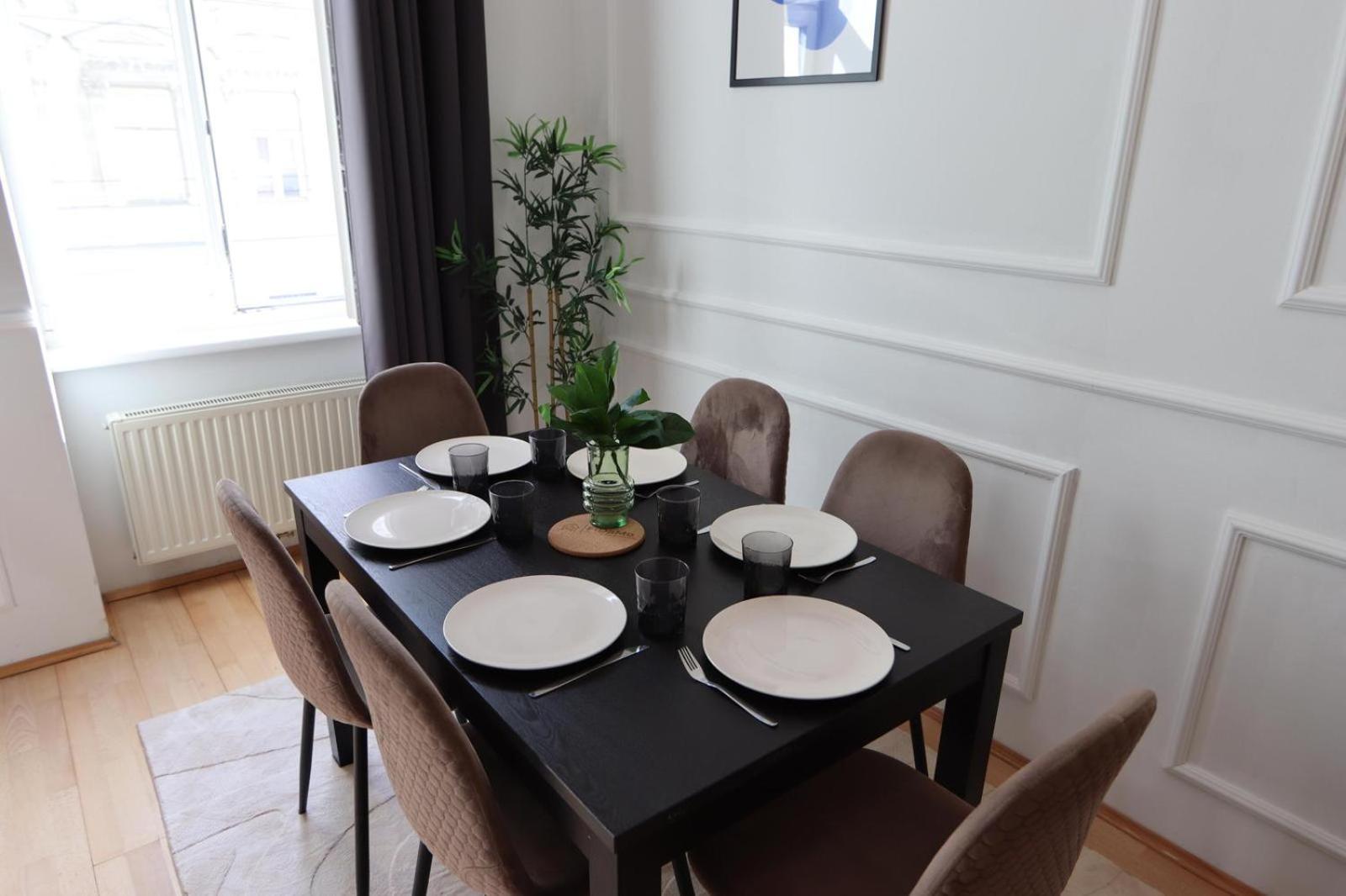 Wunderschoene Altbau-stil Wien